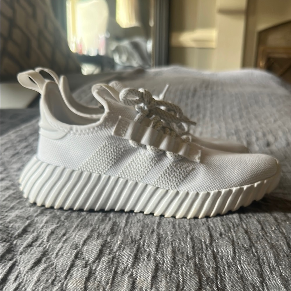 Adidas Kaptir Flow